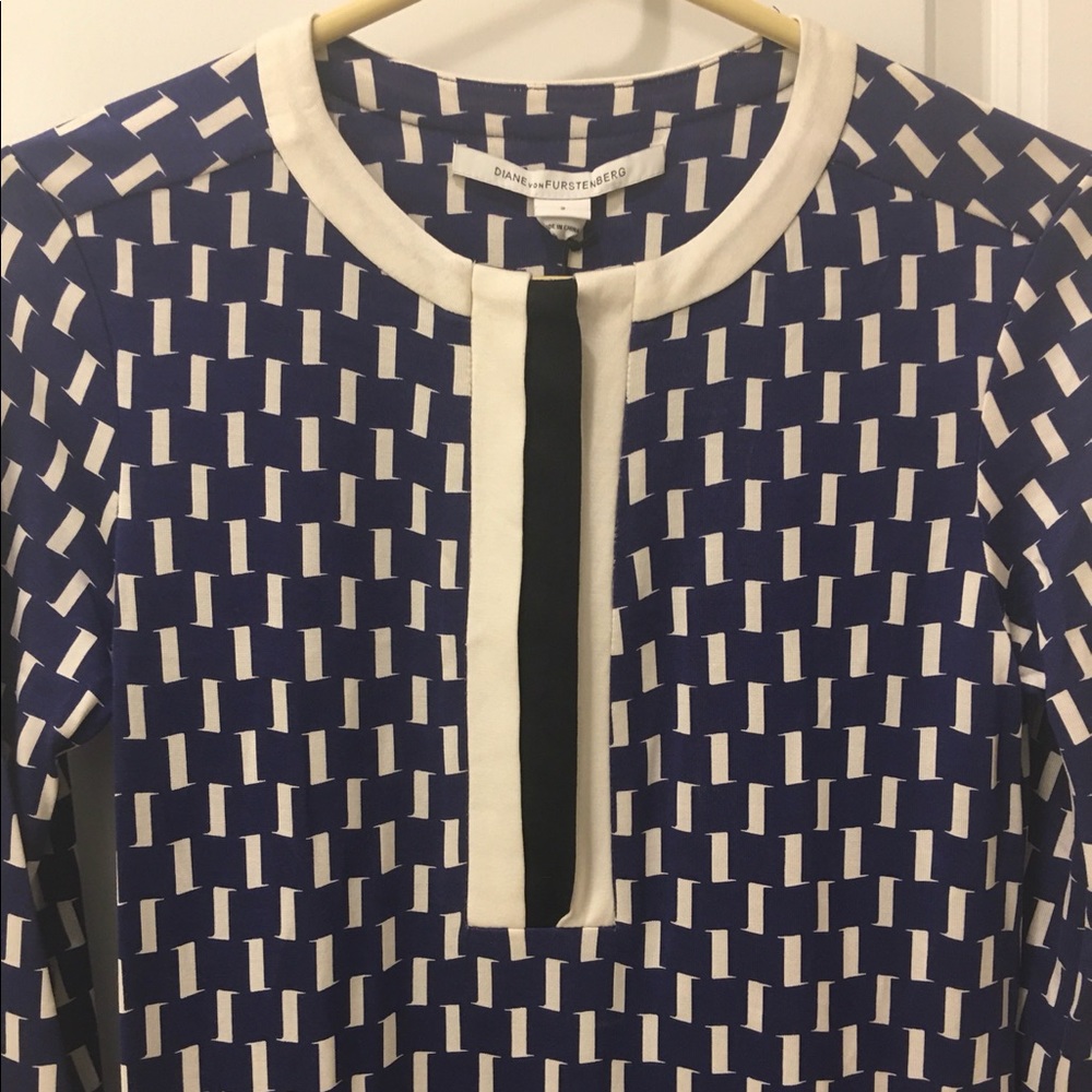 NWT DVF Achelle dress in Screens Blue size 2